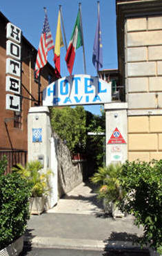 Hotel Pavia - hotel exterior - entrance