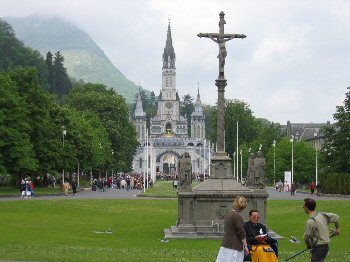 Tour from Paris to Lourdes - Tour LO2